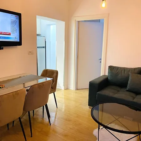 Cozy * Tirana